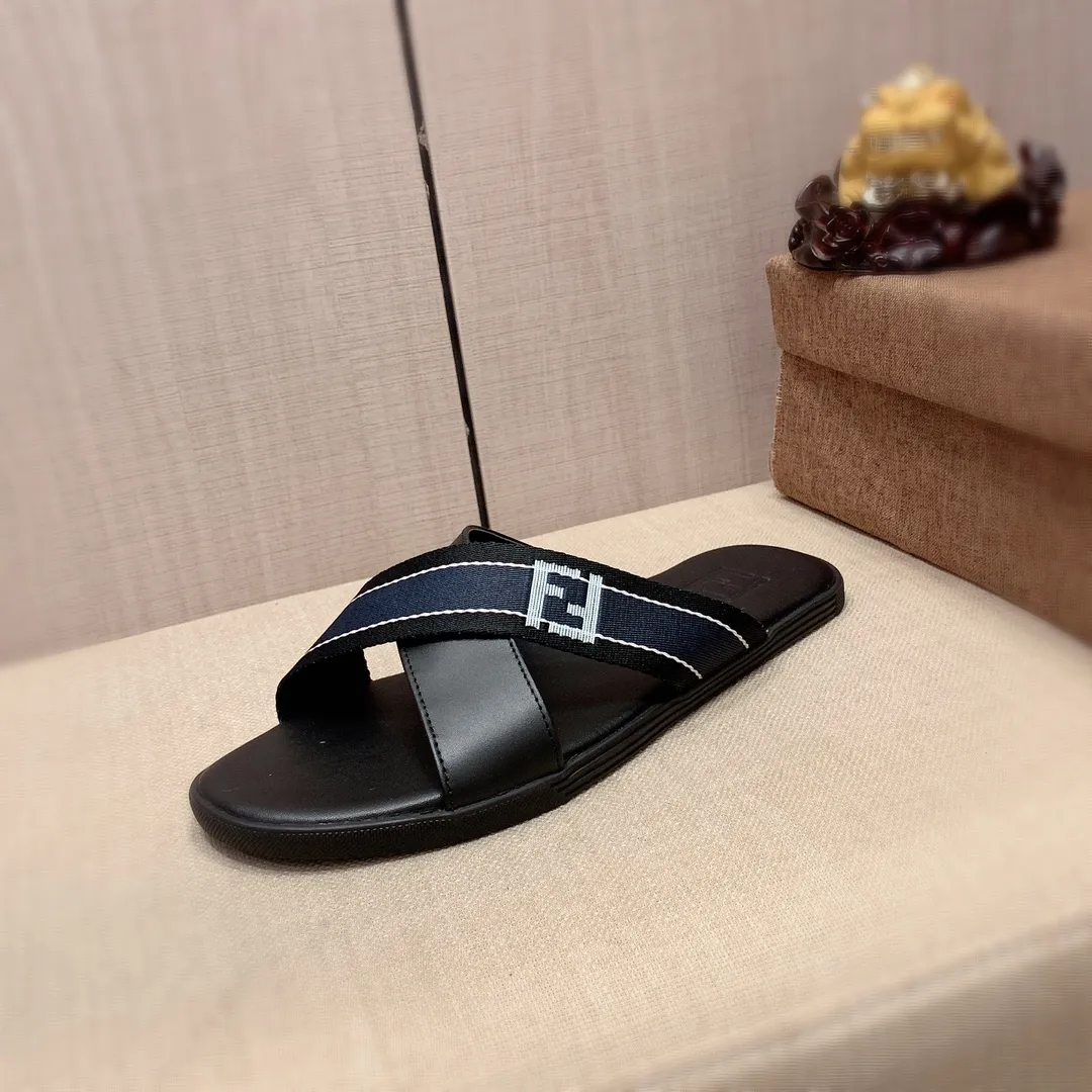 Slippers: New model: Factory price: 220💰💰🎩🎩🔥🔥《 Fendi FENDI* 》Series of slippers top purchasing agent 🔍🔍Men's 2022 counters are on sale simultaneously, original imported cowhide from Italy, exquisite workmanship,), sole: (super comfortable) original sole provided by the original factory, ⚠️ The exclusive double-layer movable molded bottom is super comfortable⚠️, the real thing is more beautiful🎬The real thing is more beautiful🔍🔍original order quality, you can enter and leave the counter at will, the correct size is 38-44, you can order 45. Long-term availability 266
